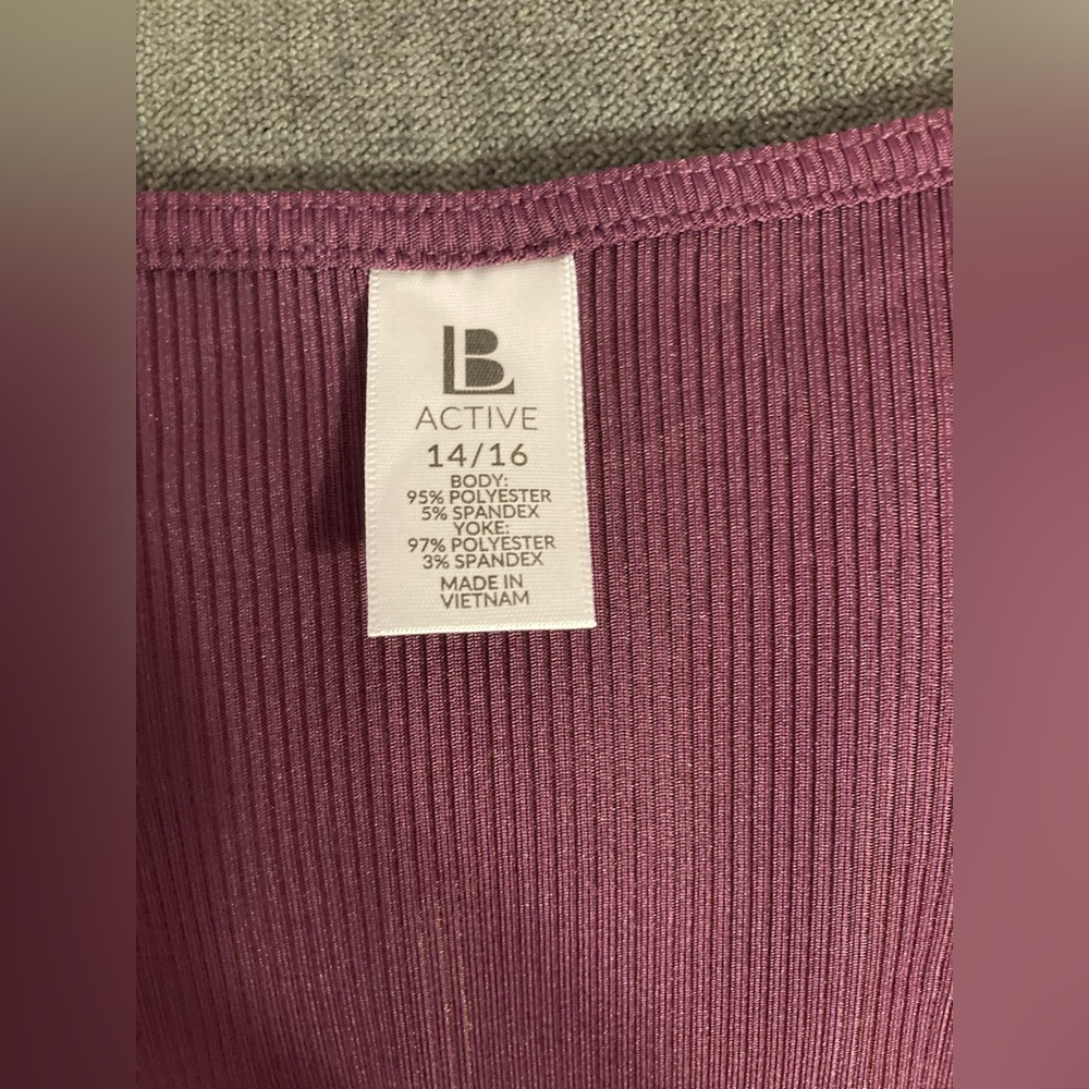 Lane Bryant Top. EUC. Like New.‎ - Picture 3 of 3